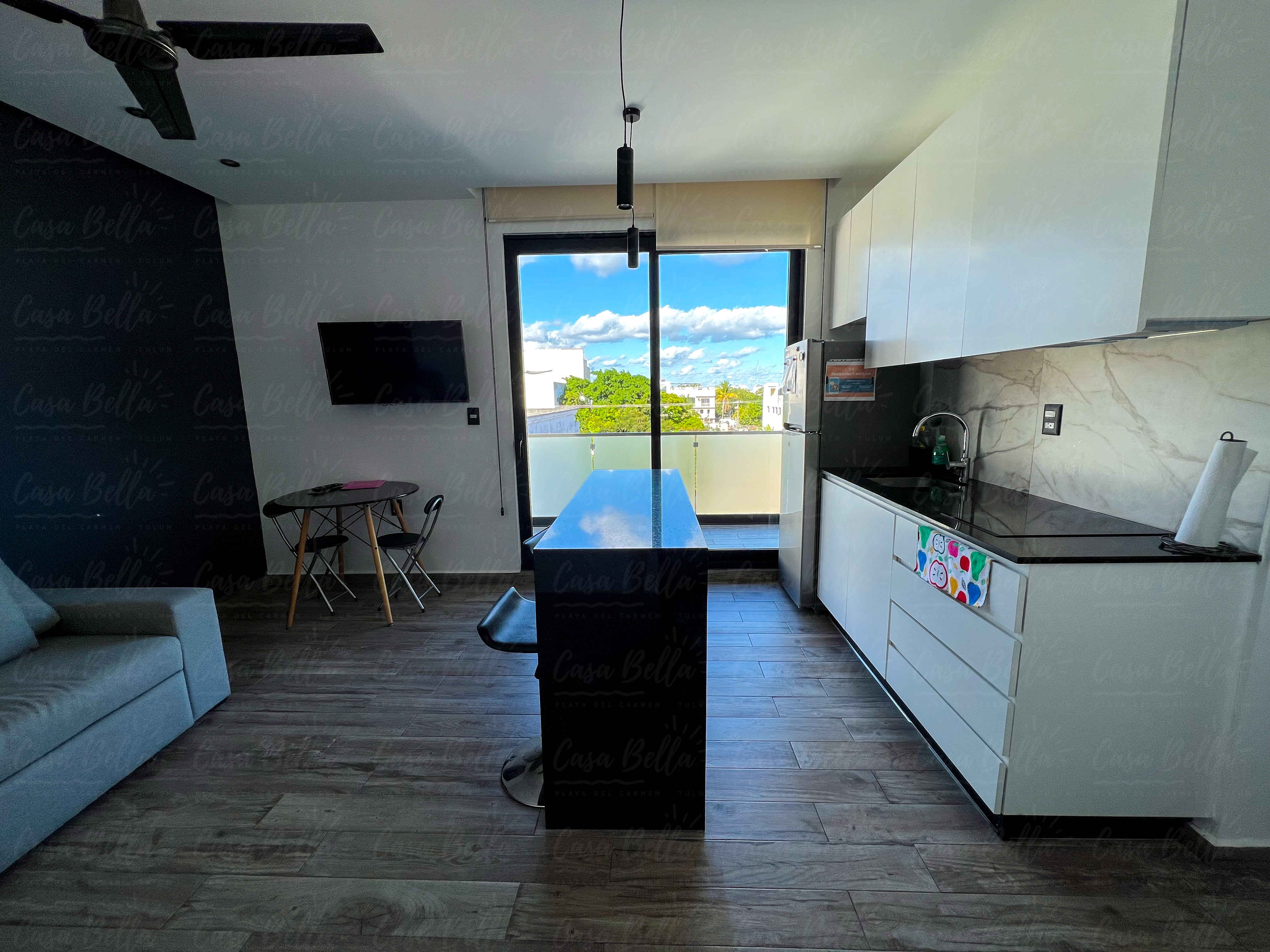 Huaya 18 Arena apartment kitchen in Playa del Carmen